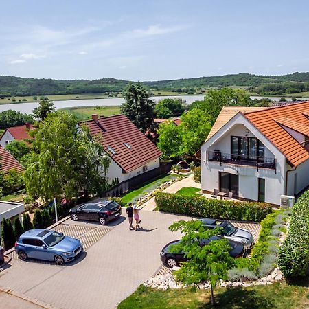 Pilger Apartments Tihany Eksteriør billede